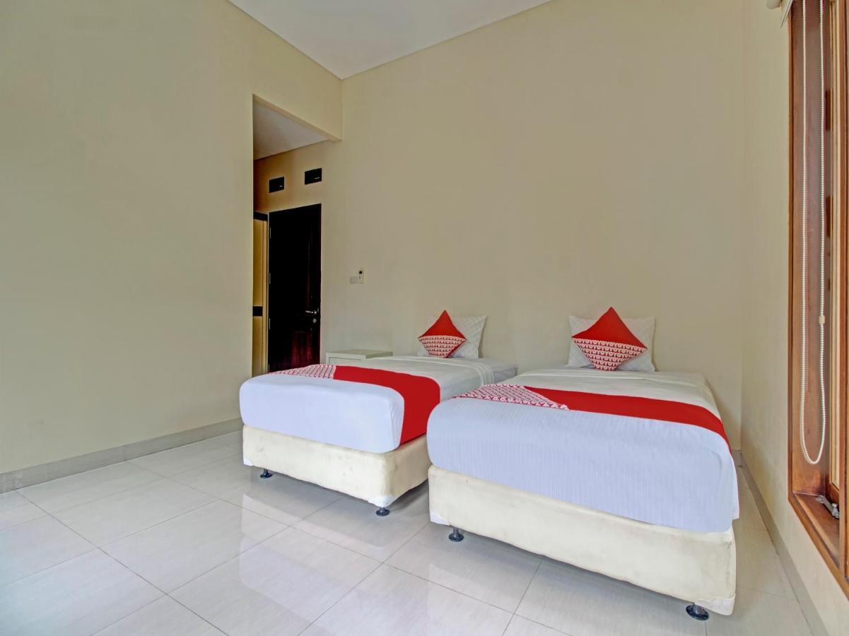 Oyo 89997 Hotel Bumi Kedaton Waterpark Bandar Lampung Esterno foto
