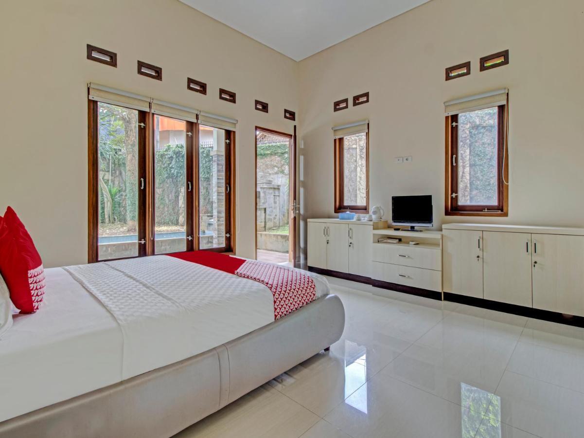 Oyo 89997 Hotel Bumi Kedaton Waterpark Bandar Lampung Esterno foto